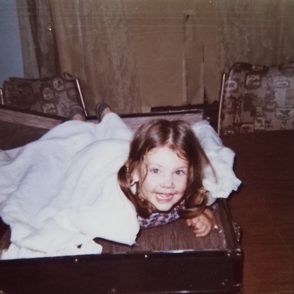 Meet your Posher, Sam - Picture 2 of 8